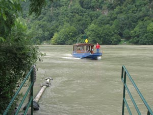 Donau-Fähre in Oberösterreich