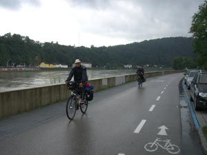 Donauradweg Linz