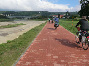 Elberadweg vor Decin Elberadweg vor Decin
