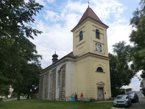 Kirche in Lužec nad Vltavou