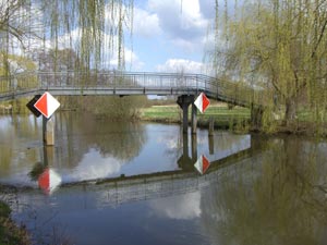 an der Spree-Brücke Neuendorf