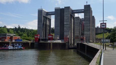 Elbe-Lübeck-Kanal Schiffshebewerk Lüneburg Elbe-Lübeck-Kanal Schiffshebewerk Lüneburg
