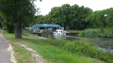 Schleuse Parey Elbe Schleuse Parey Elbe