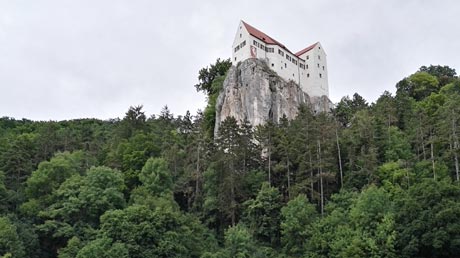 Blick zur Burg Prunn Blick zur Burg Prunn
