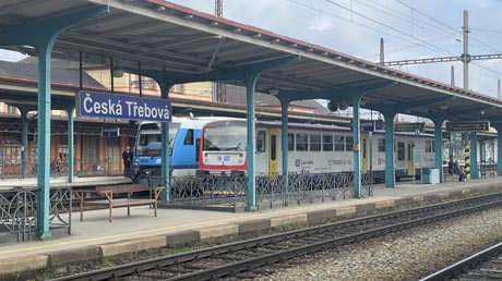 &Ccaron;esk� T&rcaron;ebov� Bahnsteig
