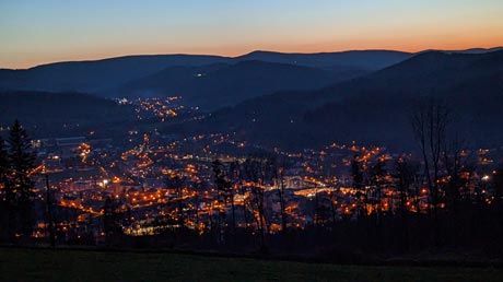 Blick vom Berg auf Jesenik