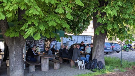 Praha Dejvice Nádraží restaurace Biergarten Praha Dejvice Nádraží restaurace Biergarten