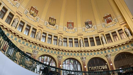 Praha Hlavn� Nadra&zcaron;�