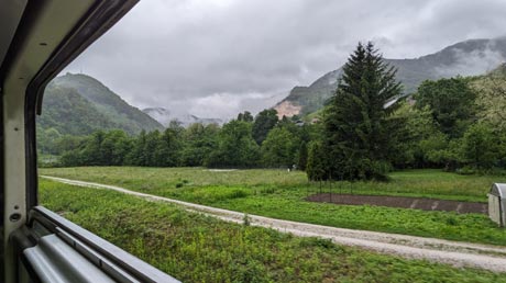 Abteil mit Fenster auf