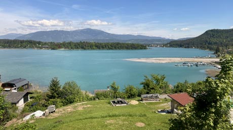 Ausblick aus dem Zugfenster