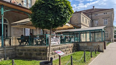 D&ecaron;&ccaron;�n Hlavn� N�dra&zcaron;�