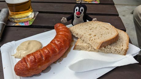 Zahr�dka U Navrcu Klob�sa