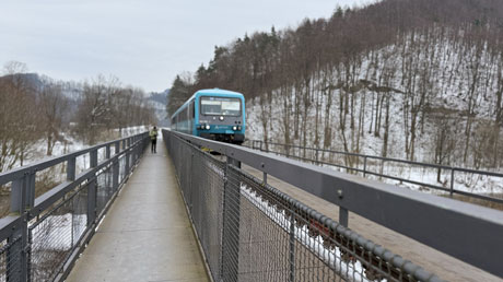 Bahnbr�cke �ber die Jizera