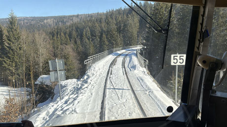 Ausblick bei der Bahnfahrt
