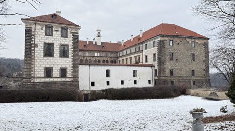 Z�mek  Nelahozeves