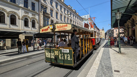 historische Straßenbahnen in Prag historische Straßenbahnen in Prag