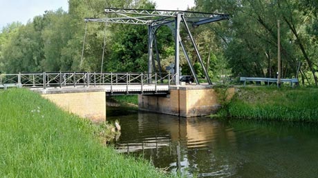 Zugbrücke Bützow-Güstrow-Kanal am Radweg