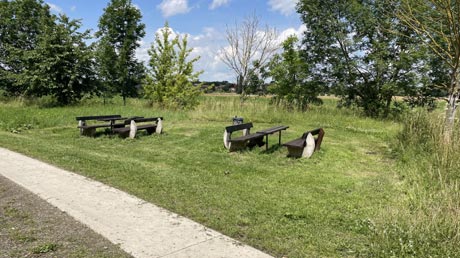 Boderadweg Rastplatz Wolmirsleben Boderadweg Rastplatz Brücke Wolmirsleben