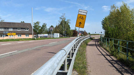 Nienburg (Saale) Umleitung Saale-Radweg Nienburg (Saale) Umleitung Saale-Radweg