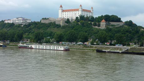 Bratislava Donauufer Burg Bratislava Donauufer Burg
