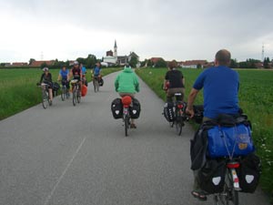 Donauradweg bei Pondorf Donauradweg bei Pondorf