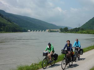 Ländergrenze Donauradweg Ländergrenze Donauradweg
