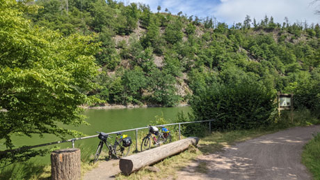 Ederradweg am Edersee Ederradweg am Edersee