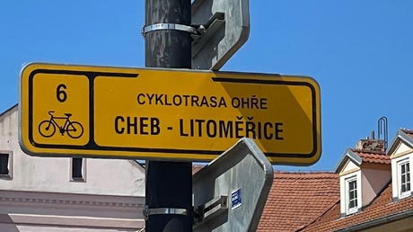 Cyklotrasa Ohř Radwegschild in Žatec Cyklotrasa Ohř Radwegschild in Žatec