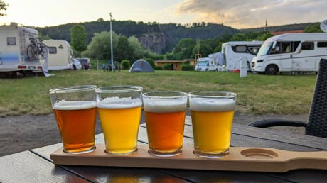 Bierverkostung auf dem Kemp Děčin