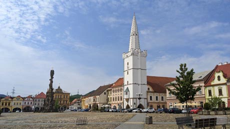 Kadaň Markt mit Rathaus