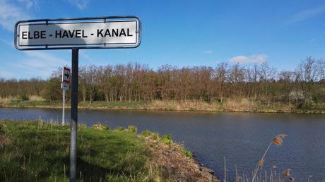 Elbe-Havel-Kanal-Schild Elbe-Havel-Kanal-Schild