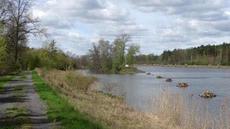 Elbe-Havel-Kanal mit Radweg Elbe-Havel-Kanal mit Radweg