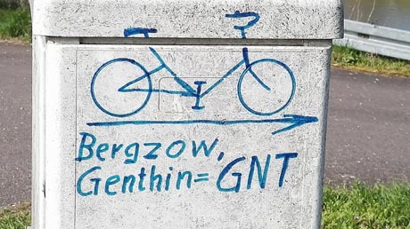 Radwegweiser Bergzow-Genthin Radwegweiser Bergzow-Genthin