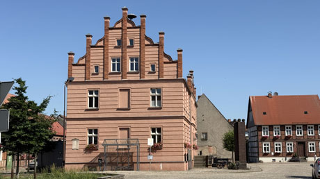 Elberadweg Rathaus in Werben