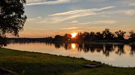 Sonnenuntergang an der Elbe Sonnenuntergang an der Elbe