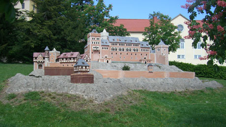 Nachbau Burg Anhalt