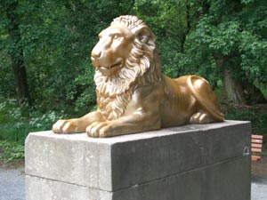 Loewenplastik Schlosspark Ballenstedt