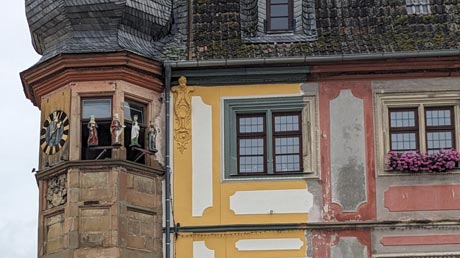 Glockenspiel am Rathaus in Bad Knigshofen