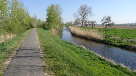 Geraradweg zwischen K�hnhausen und Ringleben