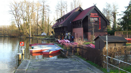 L&uuml;bben Bootsverleih