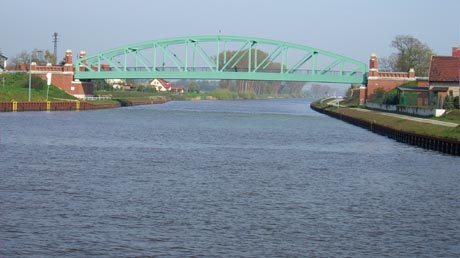 Radweg am Mittellandkanal Blstringen