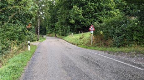 Jagstradweg Anstieg Hessenau nach Leofels