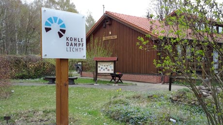 Muldestausee bei Schlaitz
