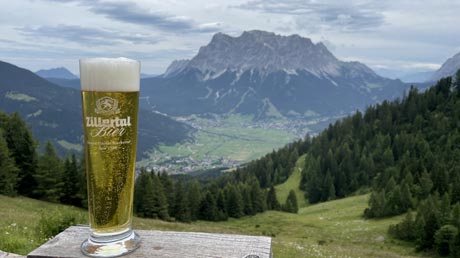 Wolfratshauser Htte Ausblick zur Zugspitze