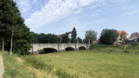 Leine-Heide-Radweg Leinebrücke Rosdorfer Weg Göttingen Leine-Heide-Radweg Leinebrücke Rosdorfer Weg Göttingen