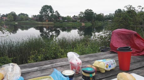 Leine-Heide-Radweg Frühstück Campingplatz Arnum