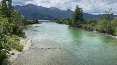 Loisach am Auslauf Kochelsee Loisach am Auslauf Kochelsee