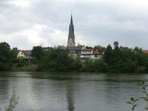 Main-Radweg hinter Hanau