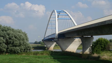 Elbebrücke Tangermünde