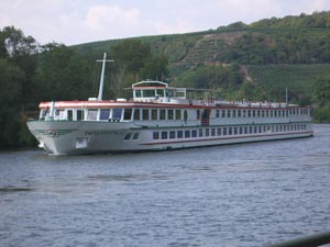 Swiss Crystal auf der Mosel
